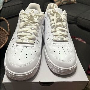 Nike Men's White Sneakers